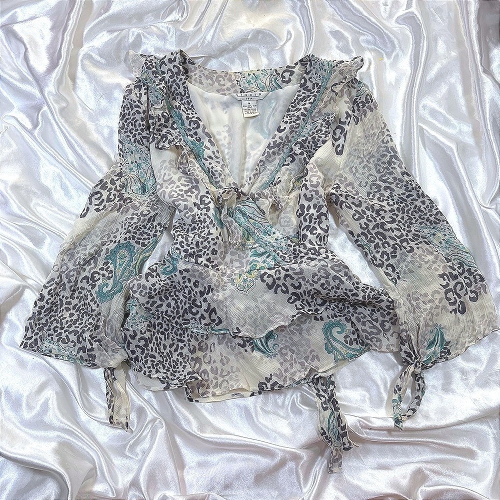 y2k Silk Blouse White Excellent Leopard Paisley Ruffle Sequin Wrap Top M